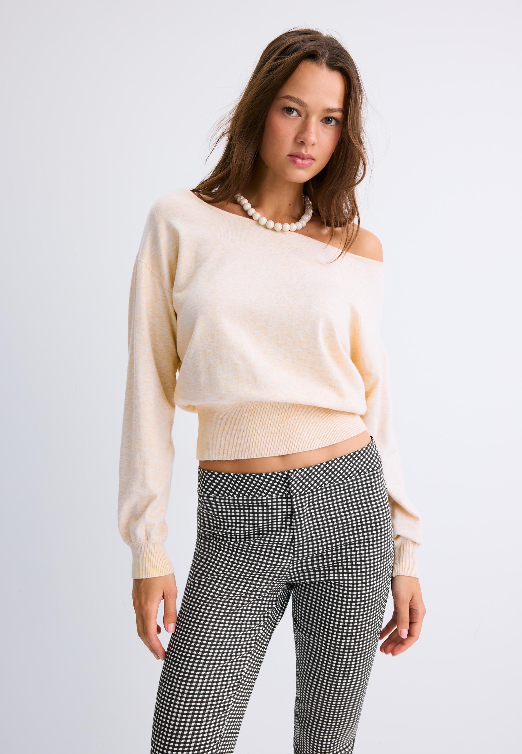 Asymmetric knit sweater — Stone