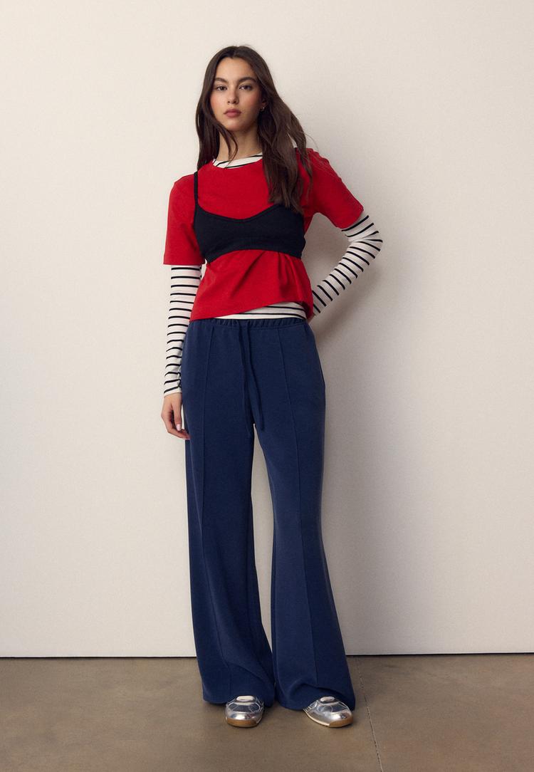 Stradivarius Bő Szárú, Jogging Nadrág, Díszvarrással, Puha Tapintású 101