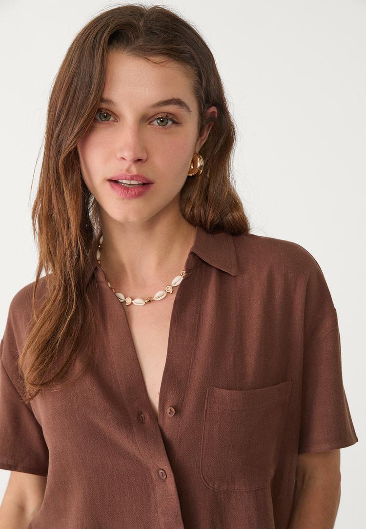 camisa manga corta con lino