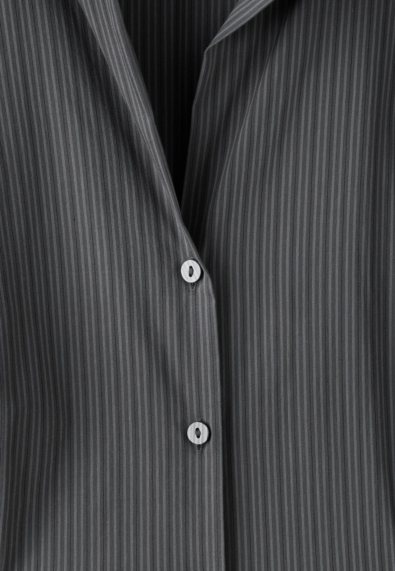 Fitted basic shirt — Pearl grey