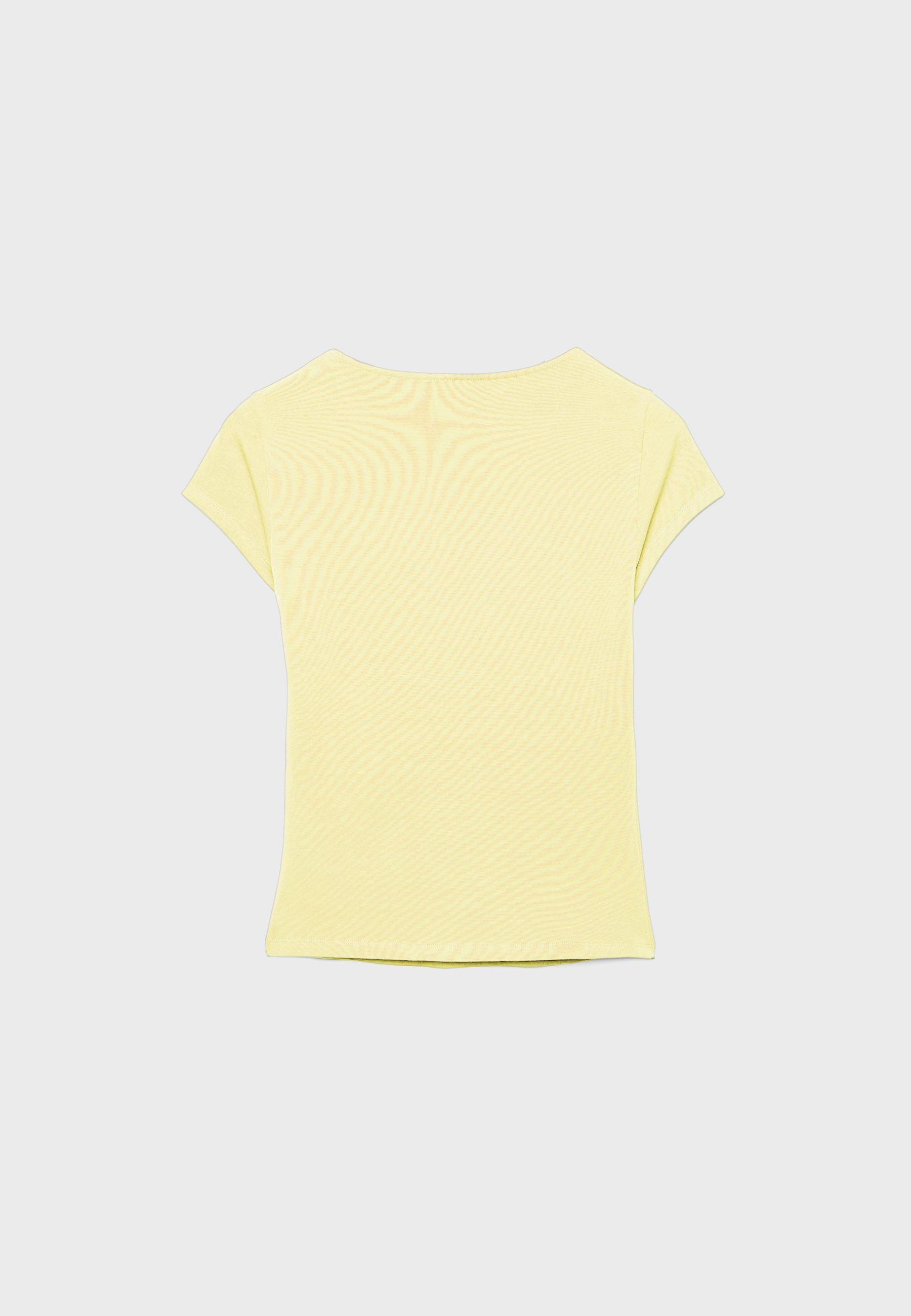V-neck short sleeve T-shirt — Pastel yellow