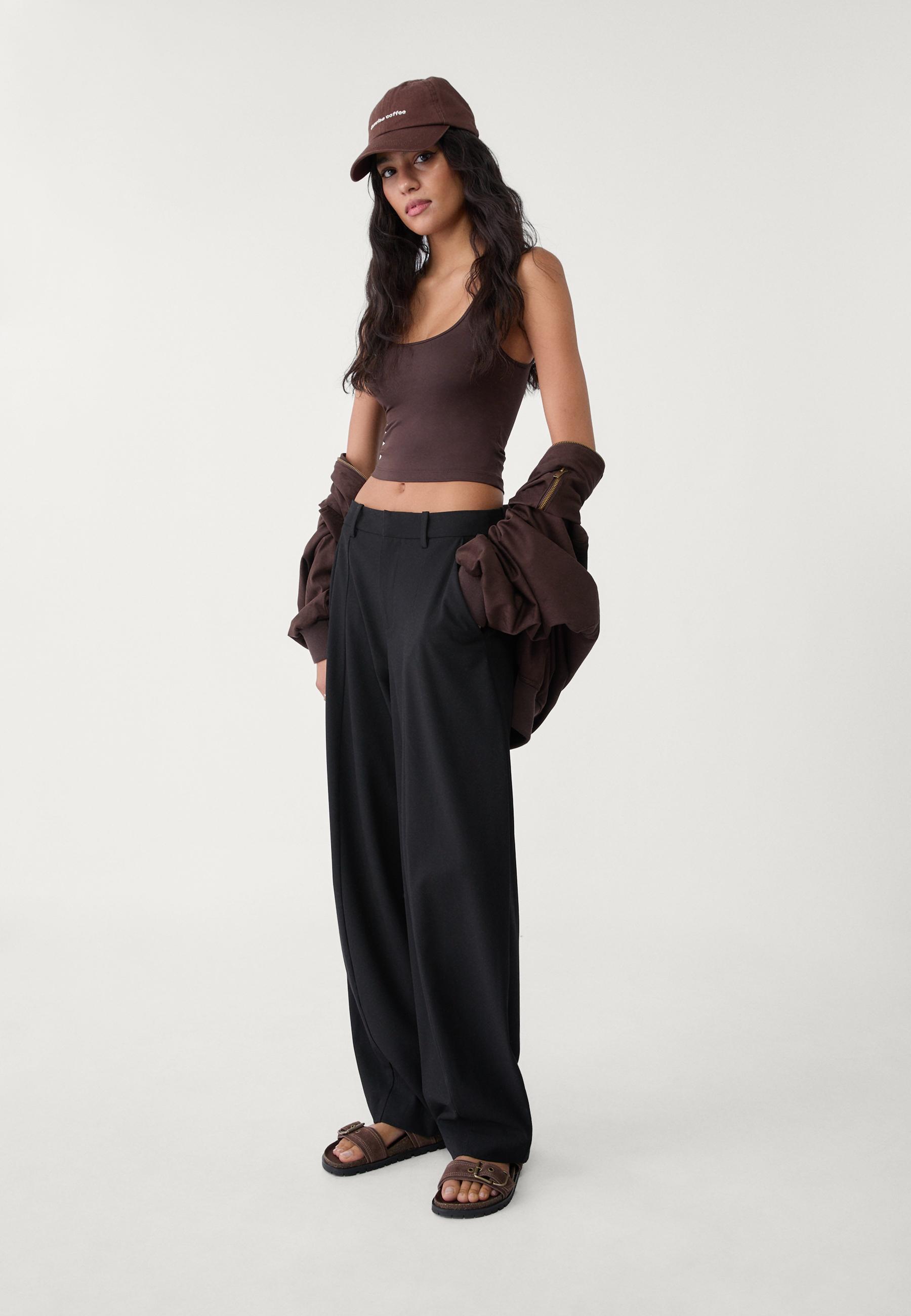 Smart baggy trousers with seam detail - Women's fashion Smart baggy trousers with seam detail - Women's fashion