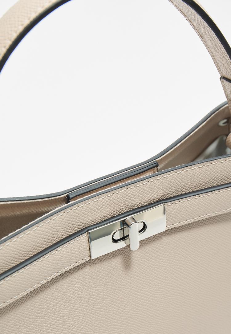 bolso tote hebilla