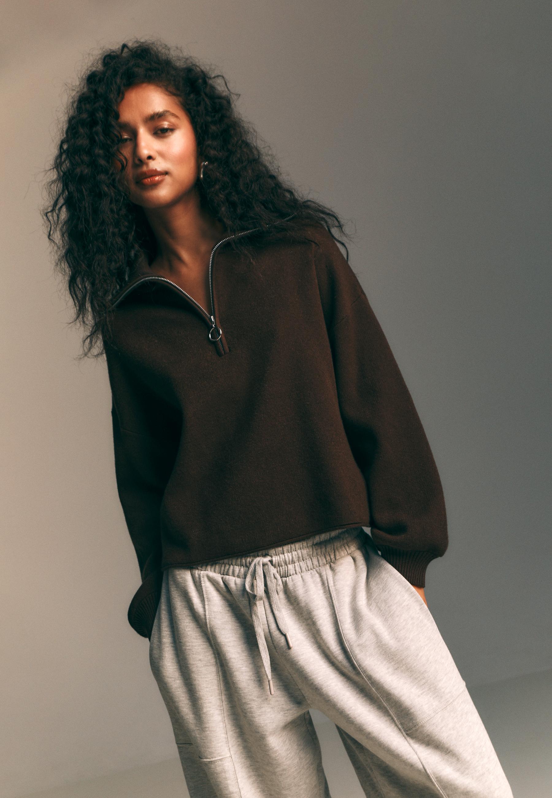 Knit jumper with zip — Brown