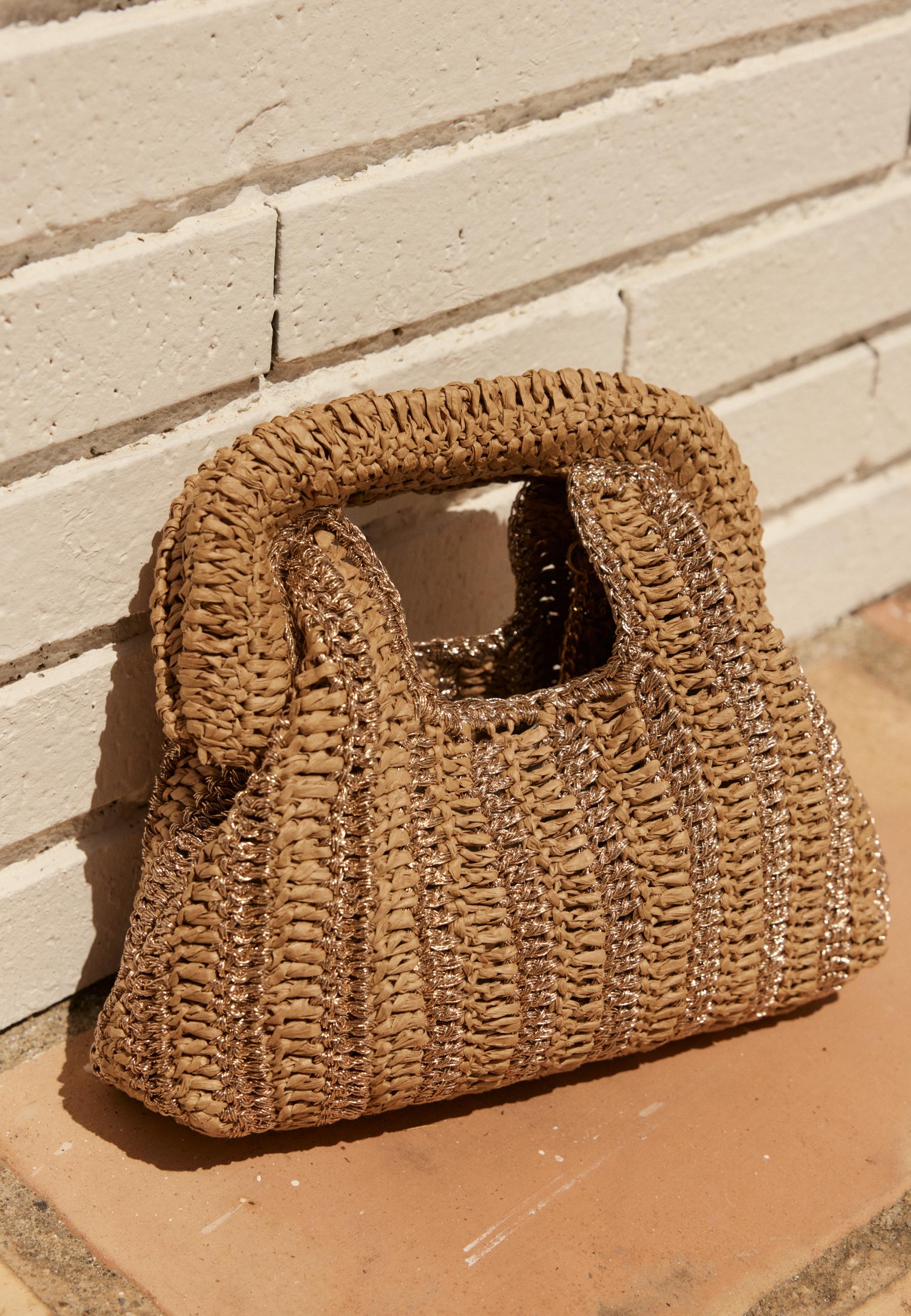 Metallic raffia bucket bag - Women's fashion | Stradivarius Turkey