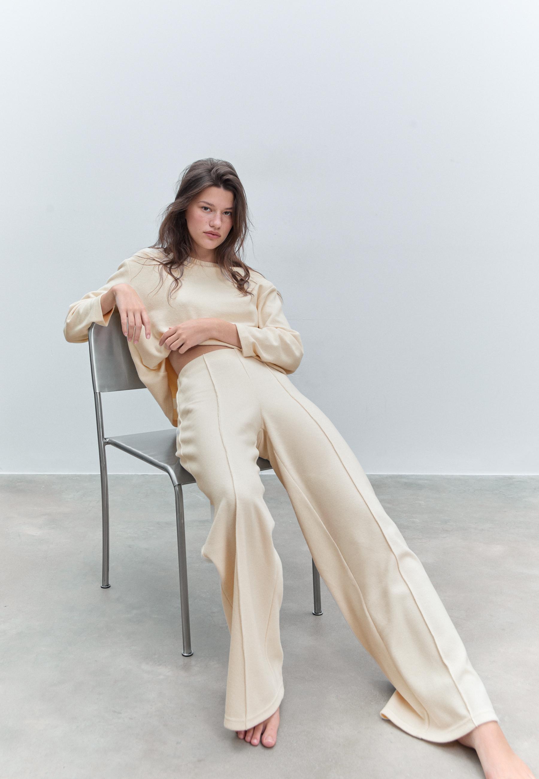 Knit trousers with seam detail — Ecru