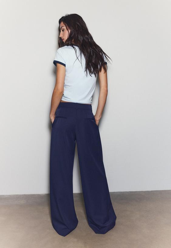 Stradivarius Wide-Leg Tailored Trousers With Darts Navy Blue 8