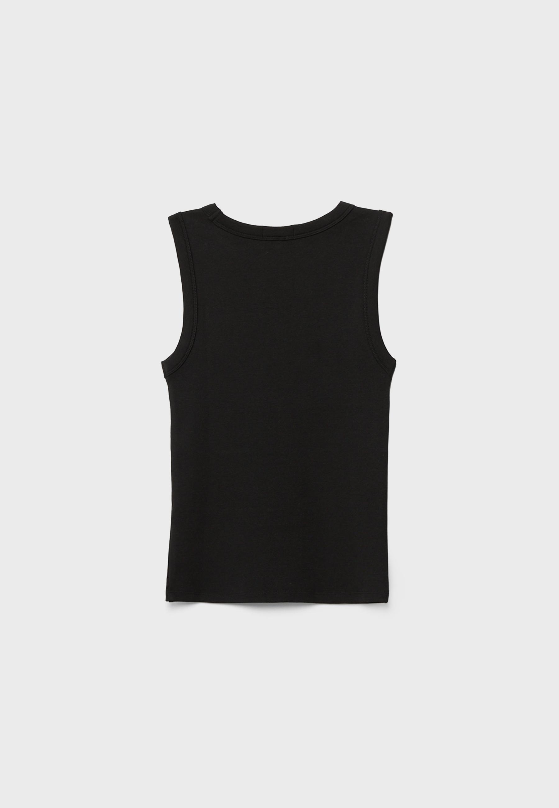 B04 Basic fitted sleeveless top — Black
