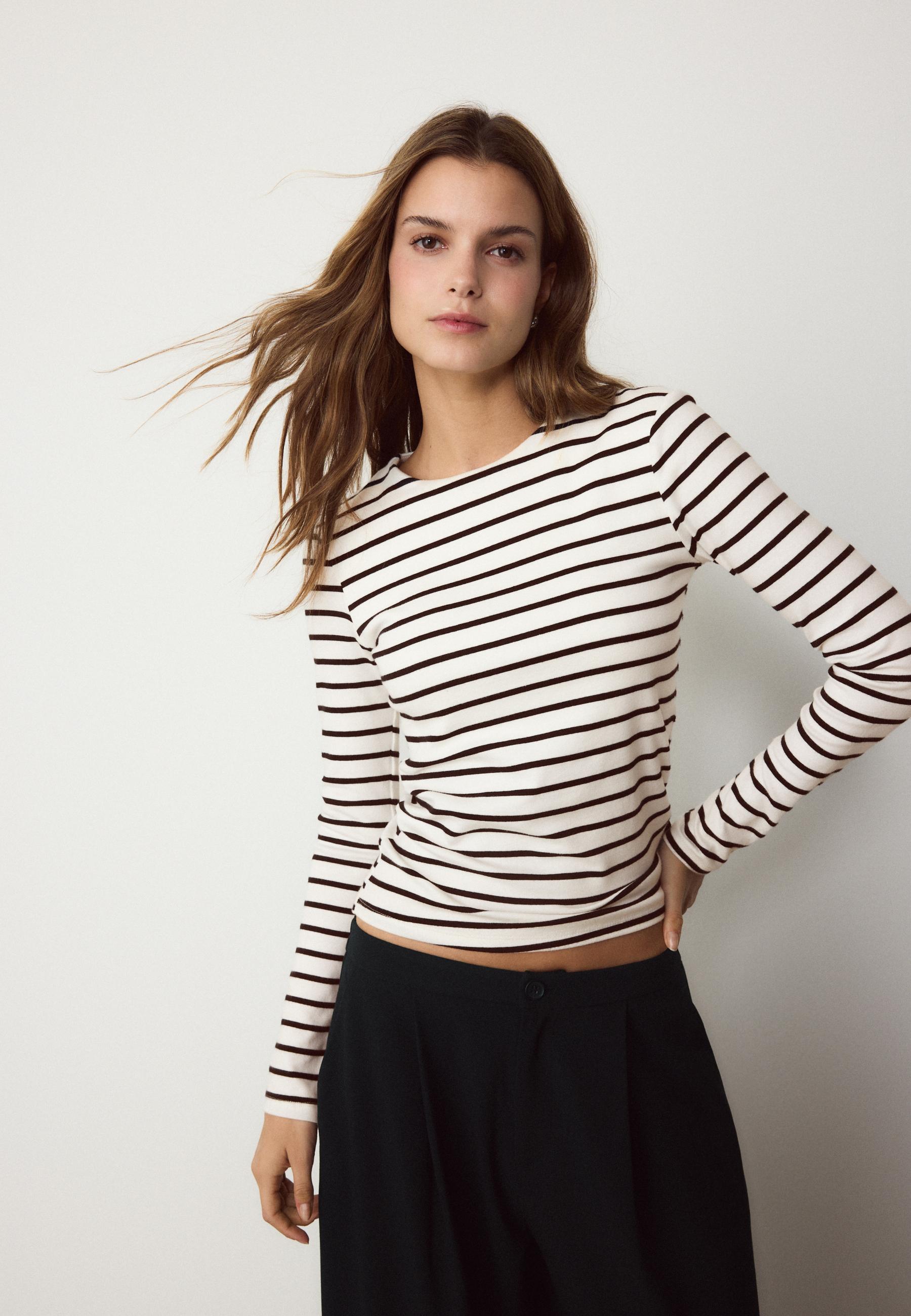 Basic long sleeve striped T-shirt — Ecru