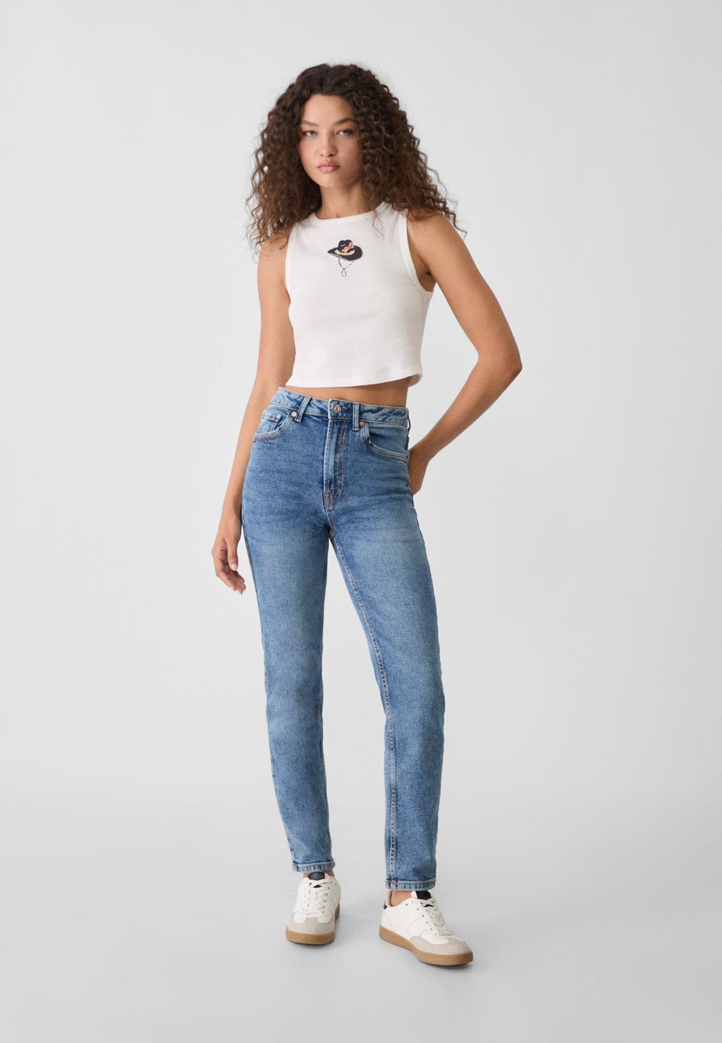 D10 Mom-Fit-Jeans im Slim-Fit