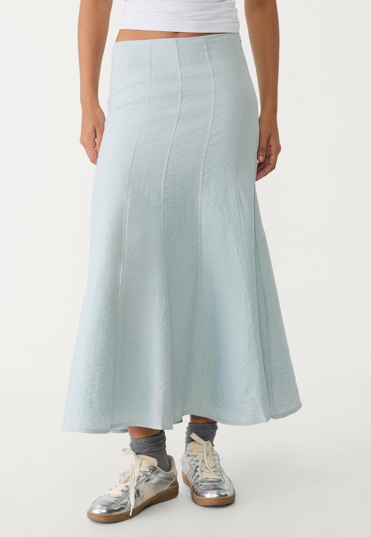 falda fluida midi
