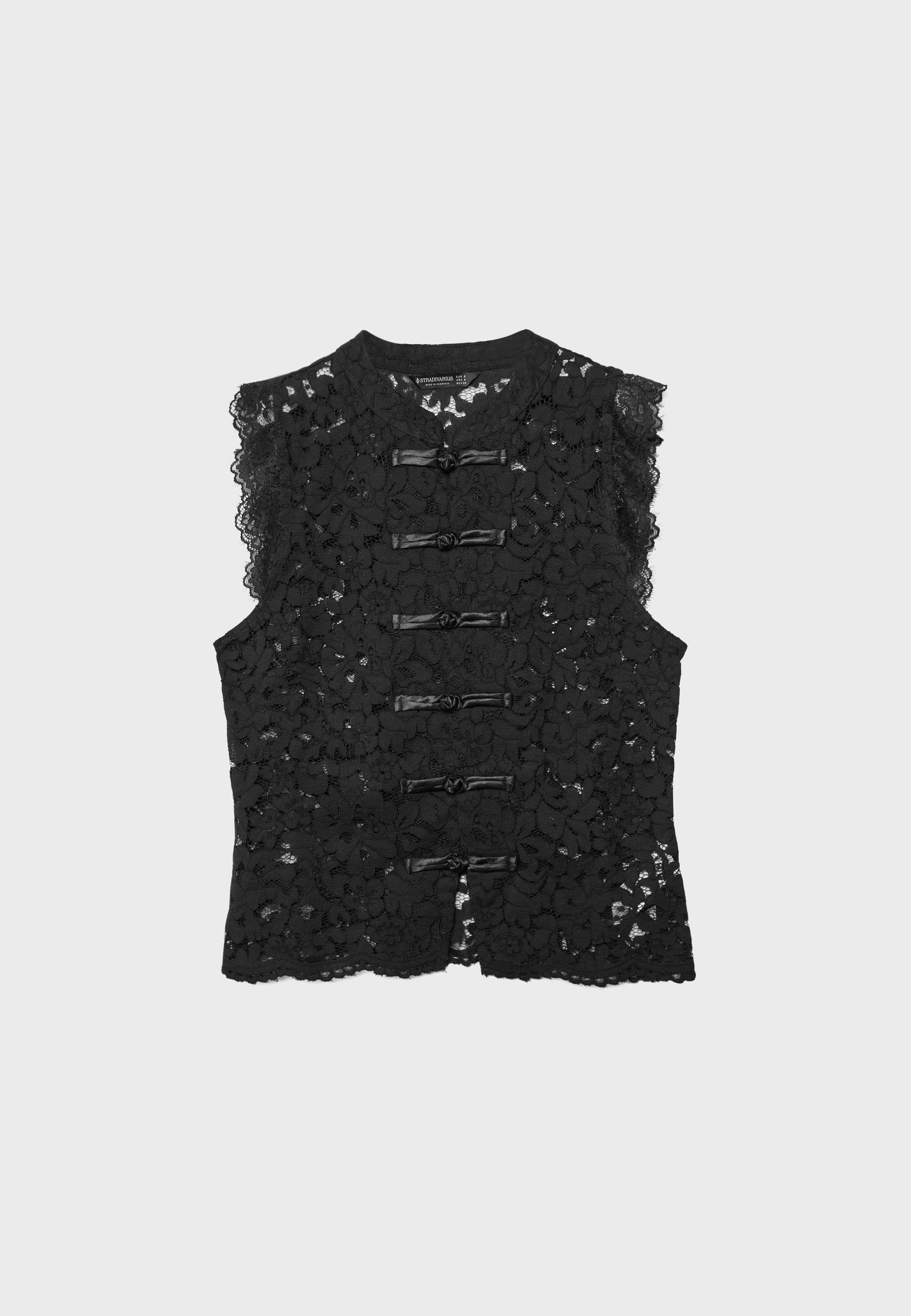 Lace toggle top — Black