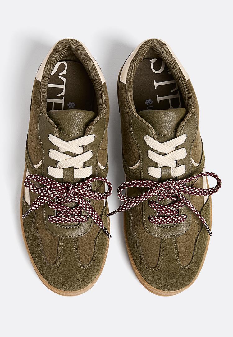 zapatilla casual serraje