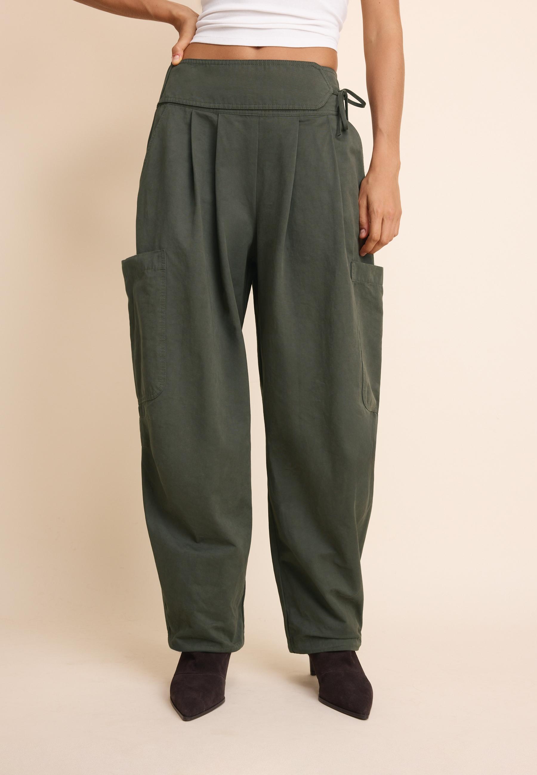 Voluminous cargo trousers with tie detail waist — 0-526