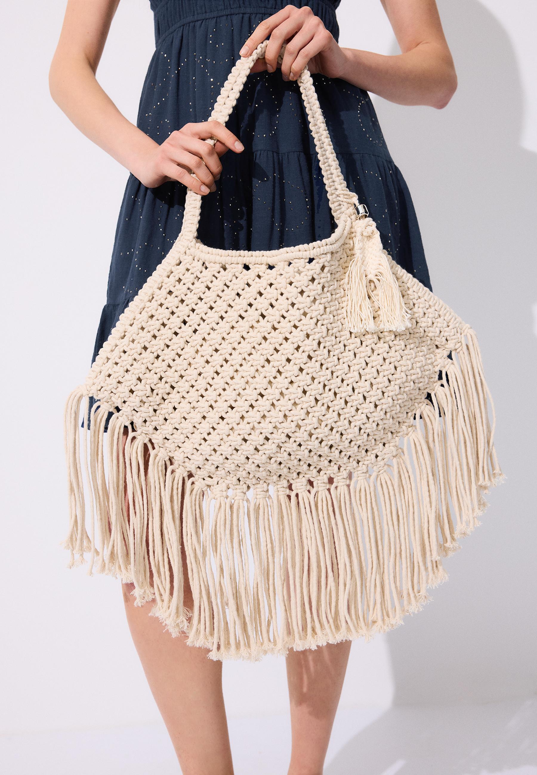 Macramé fringed shoulder bag — Ecru