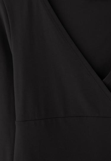 Long sleeve T-shirt with under-bust cut-out — Black 9