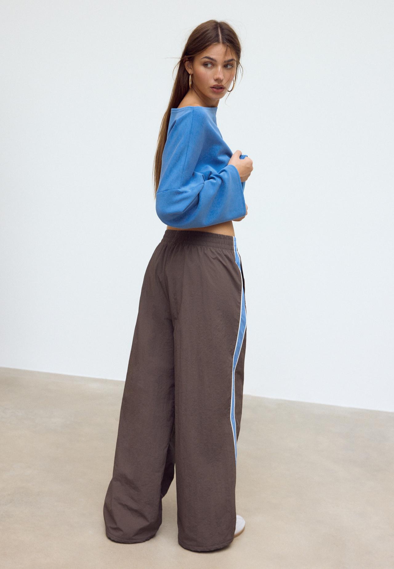 Technical fleece trousers — Brown
