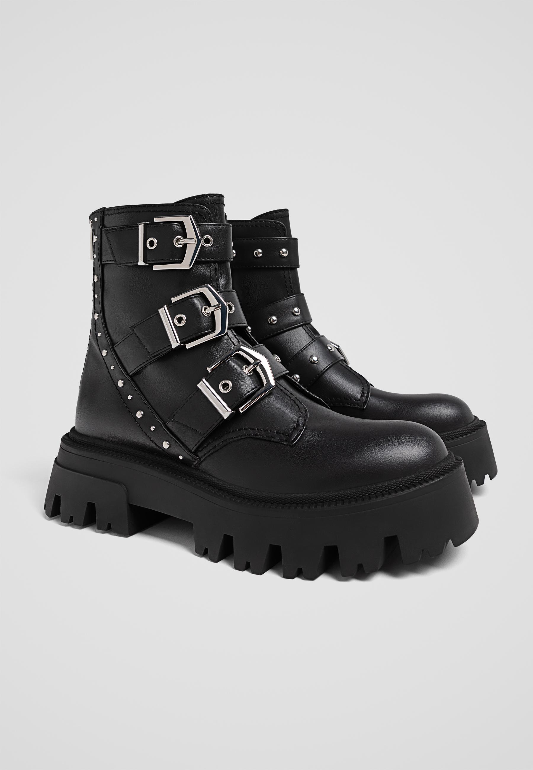 Biker boots stradivarius on sale