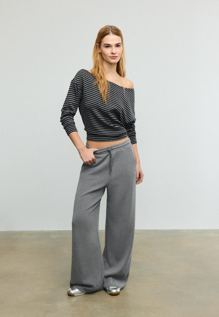 yumusak dokulu ack omuzlu sweatshirt