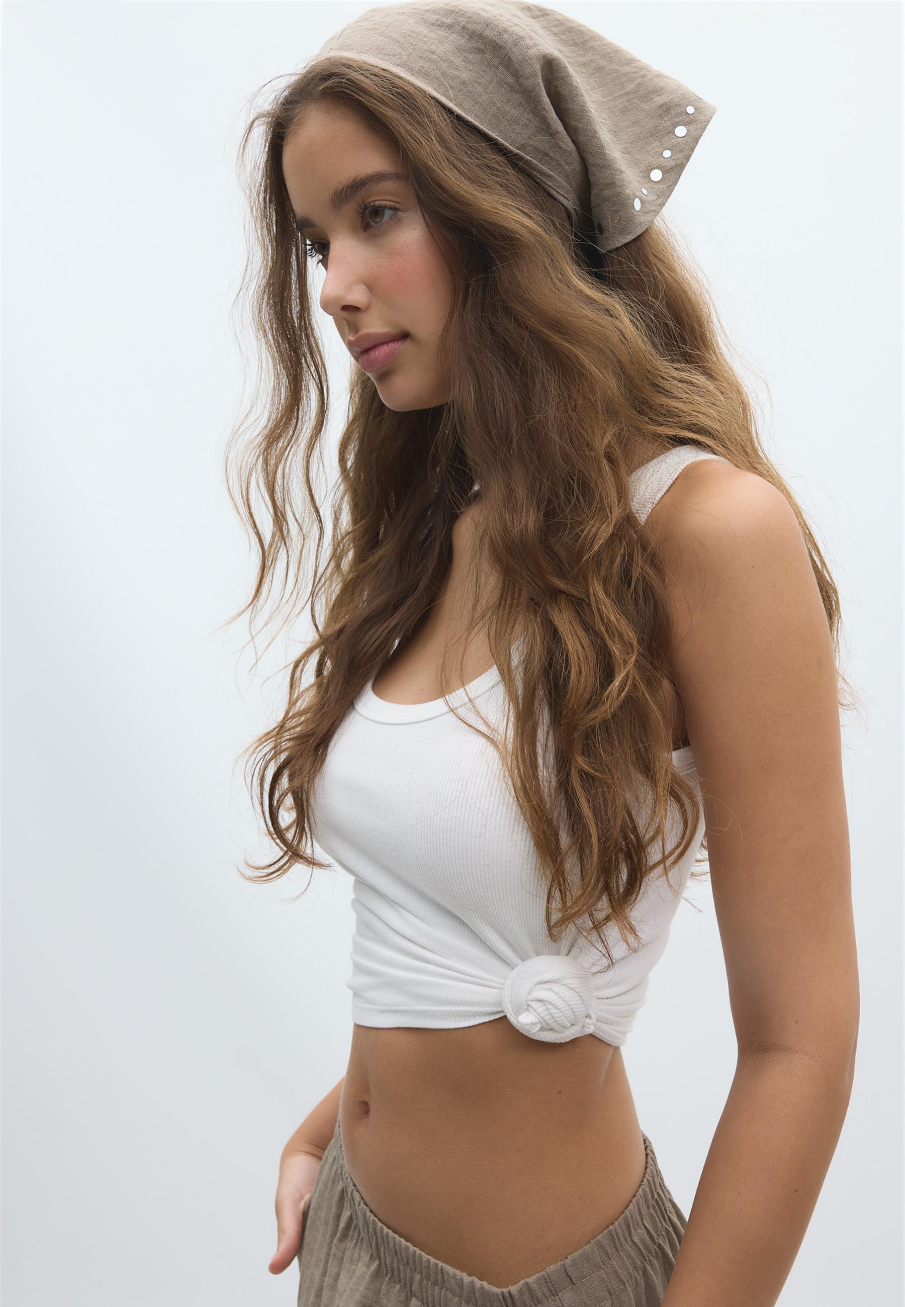 Basic strappy top — White