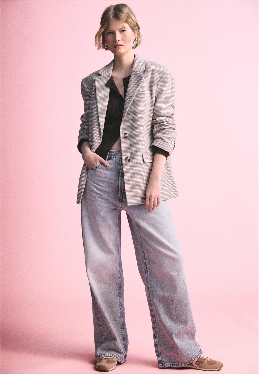 D88 Wide-leg baggy jeans