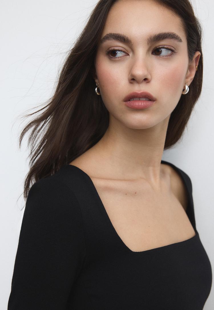 basic kare yaka tisort