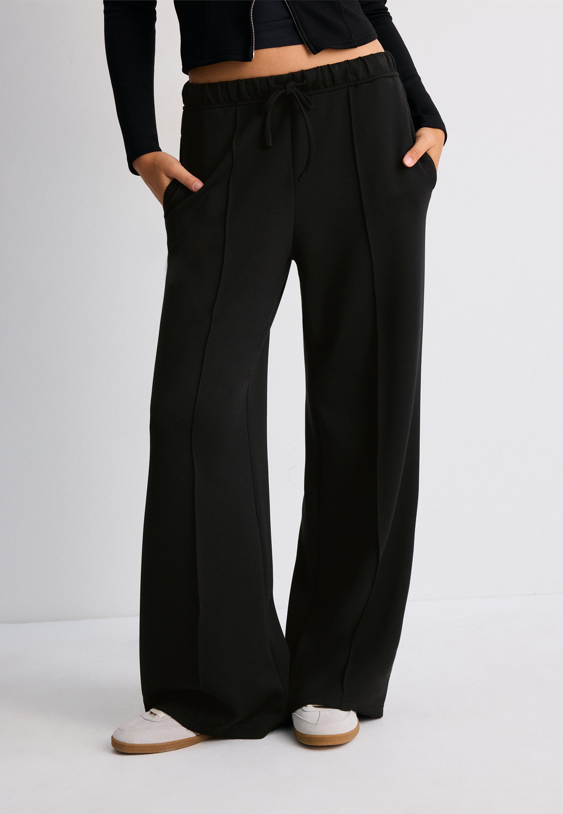 Stradivarius Παντελόνι Jogger Wide Leg Με Ραφή Και Απαλή Υφή Μαύρο L