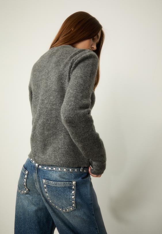 cardigan in maglia con bottoni