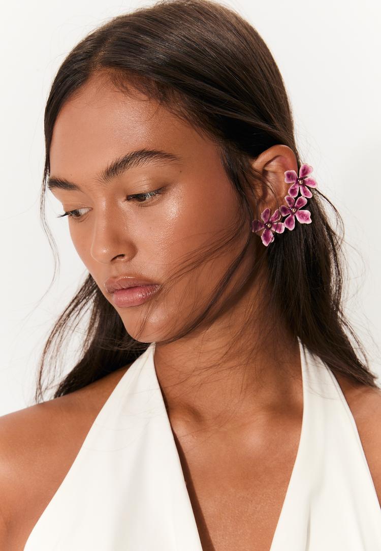 brinco de pressao para orelha com flores