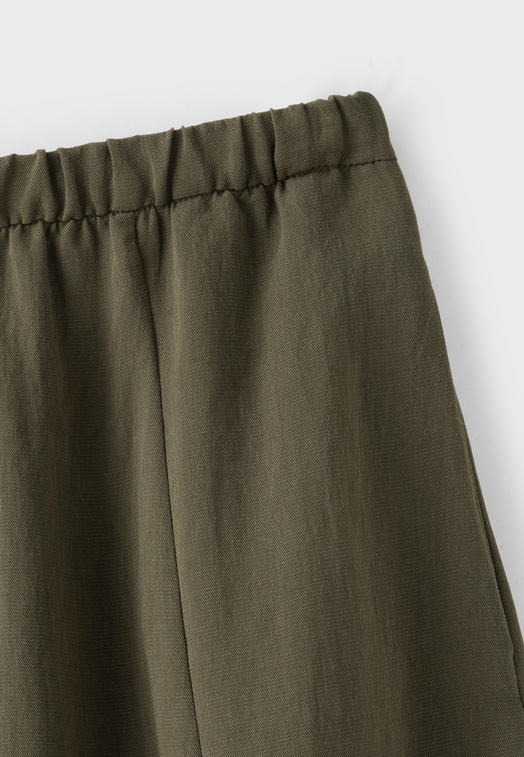 Lyocell-blend barrel trousers — Khaki