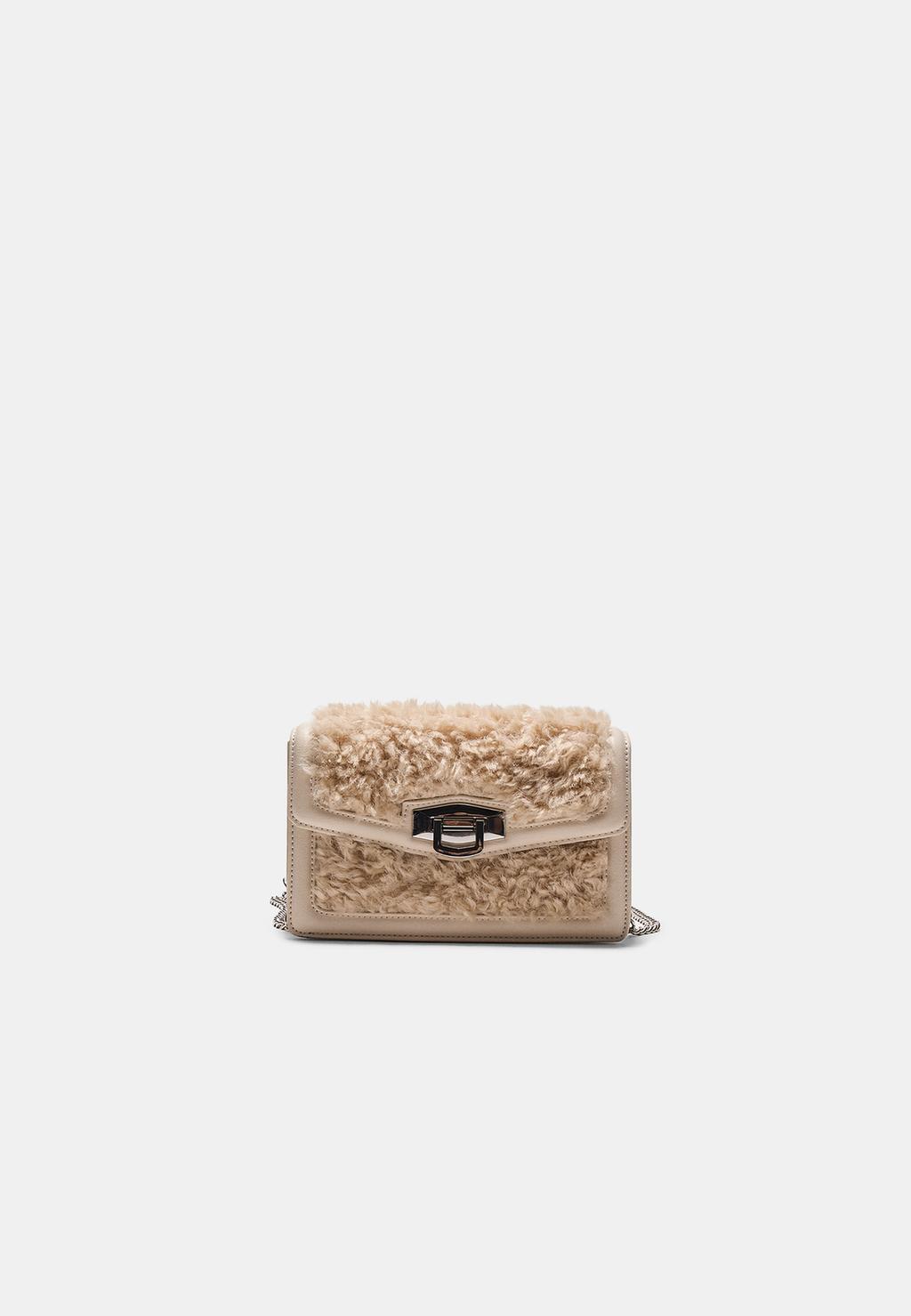 Sac bandoulière rigide fausse fourrure