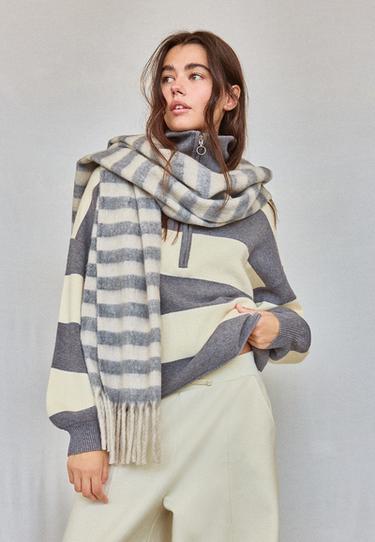 Striped scarf — Grey 5