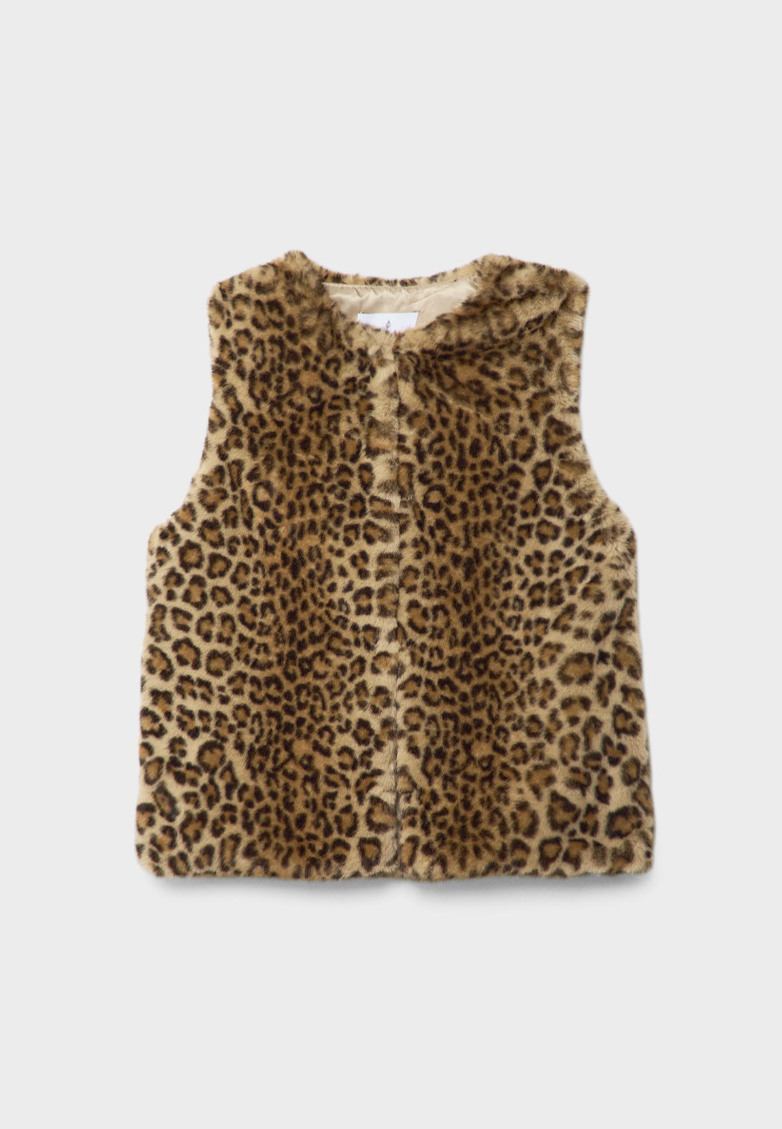 Chaleco efecto pelo estampado leopardo Moda de mujer Stradivarius Colombia