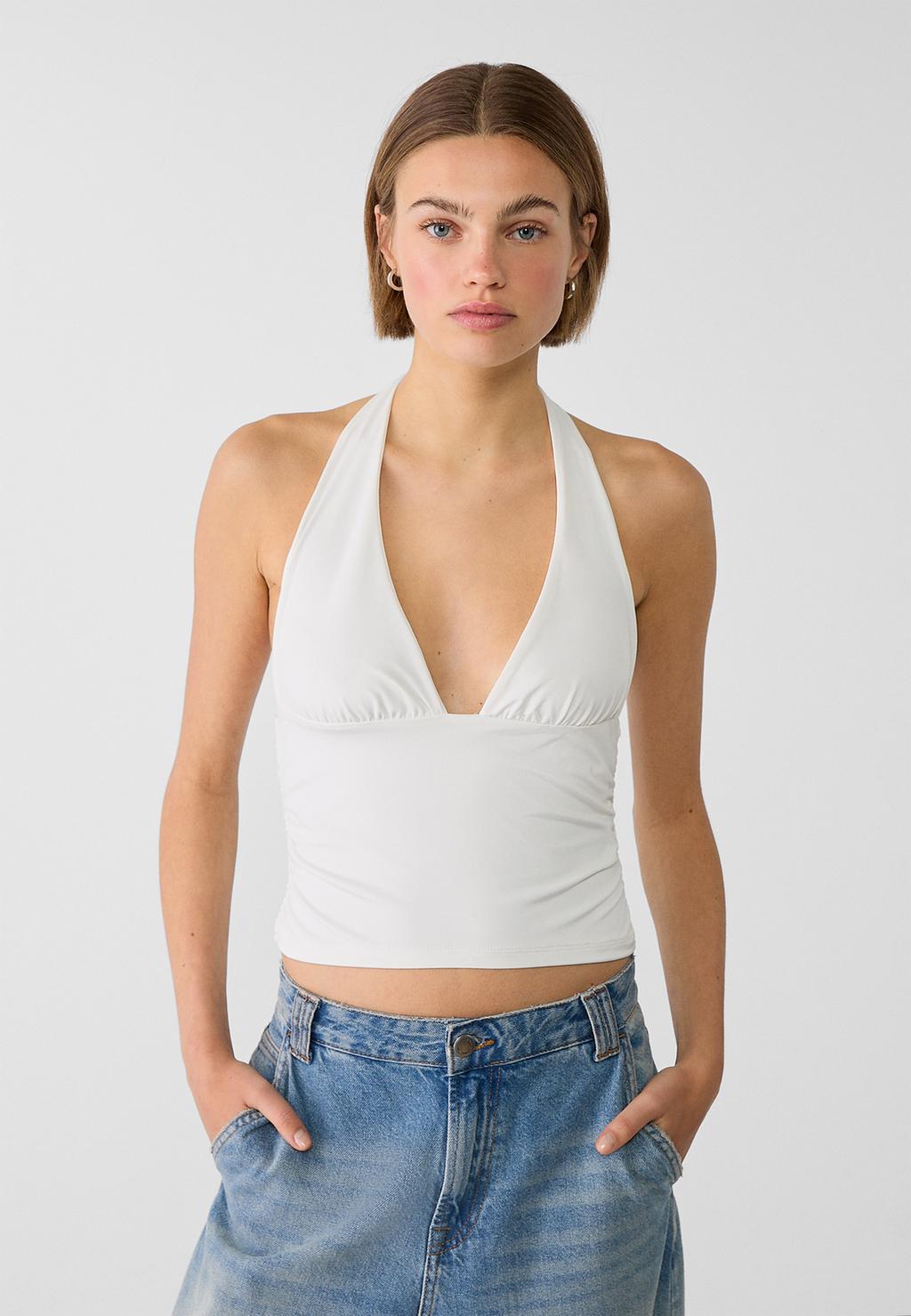 Top halter escote pico