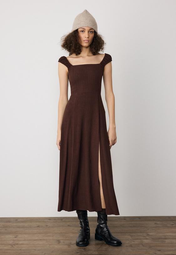 vestido fluido midi cruzado espalda con lino