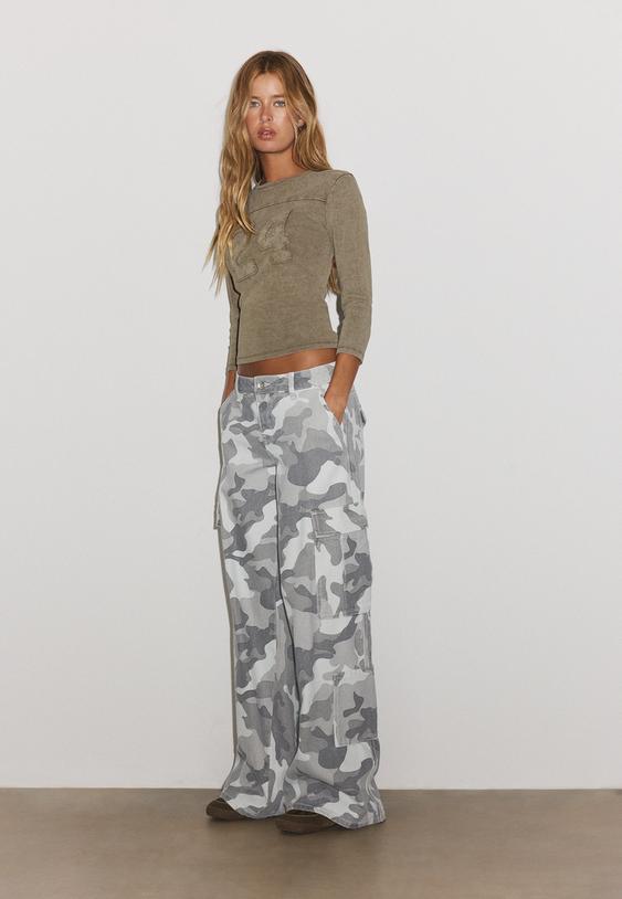 Stradivarius Printed Cargo Trousers Grey 8