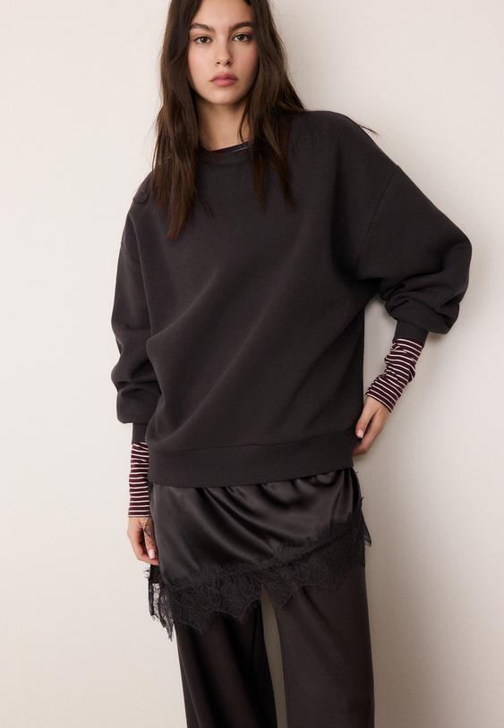 sudadera faldon saten