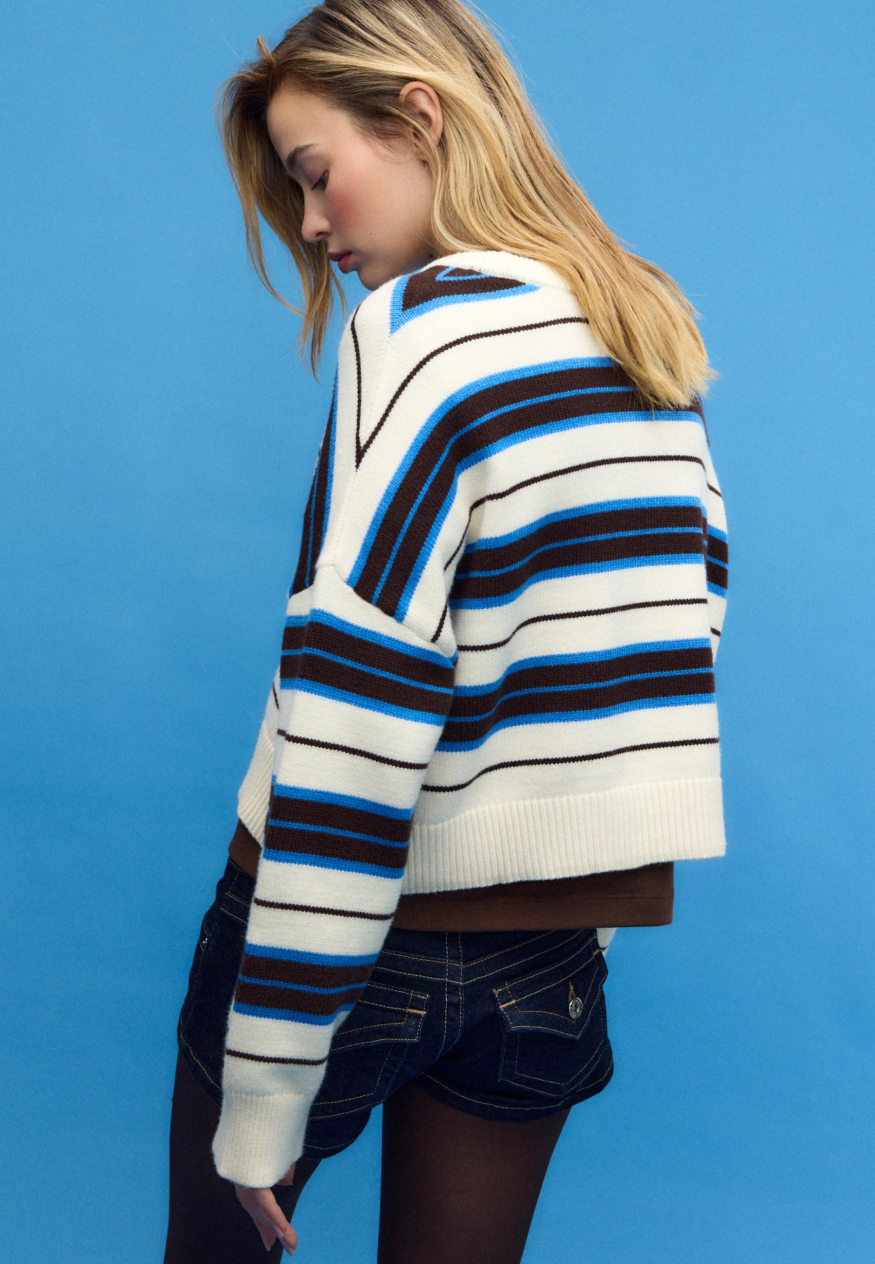 Cropped striped knit jumper — Brown