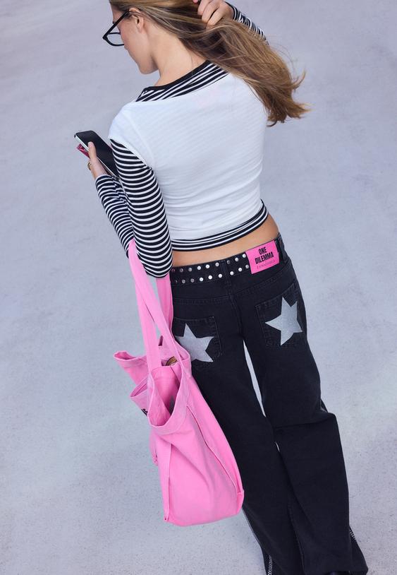 maglietta scollo a barchetta maniche corte con brillantini one dilemma