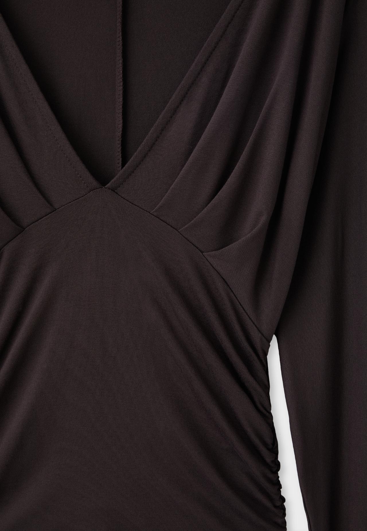 Long sleeve V-neck T-shirt — Brown