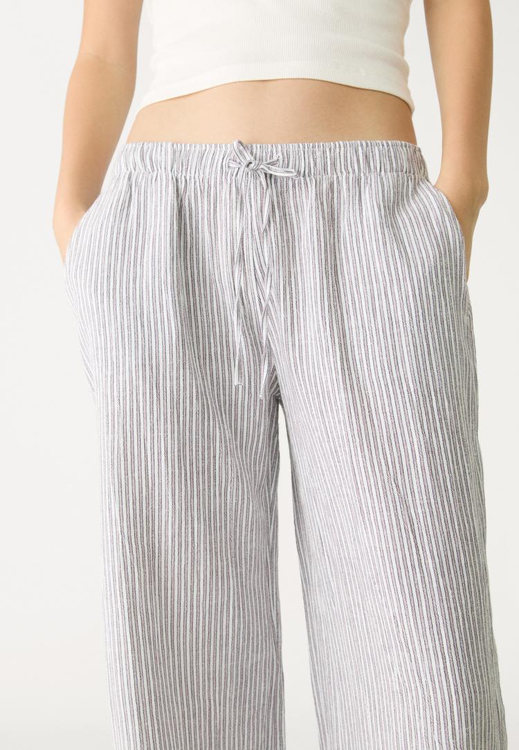 pantalon fluido con lino rayas