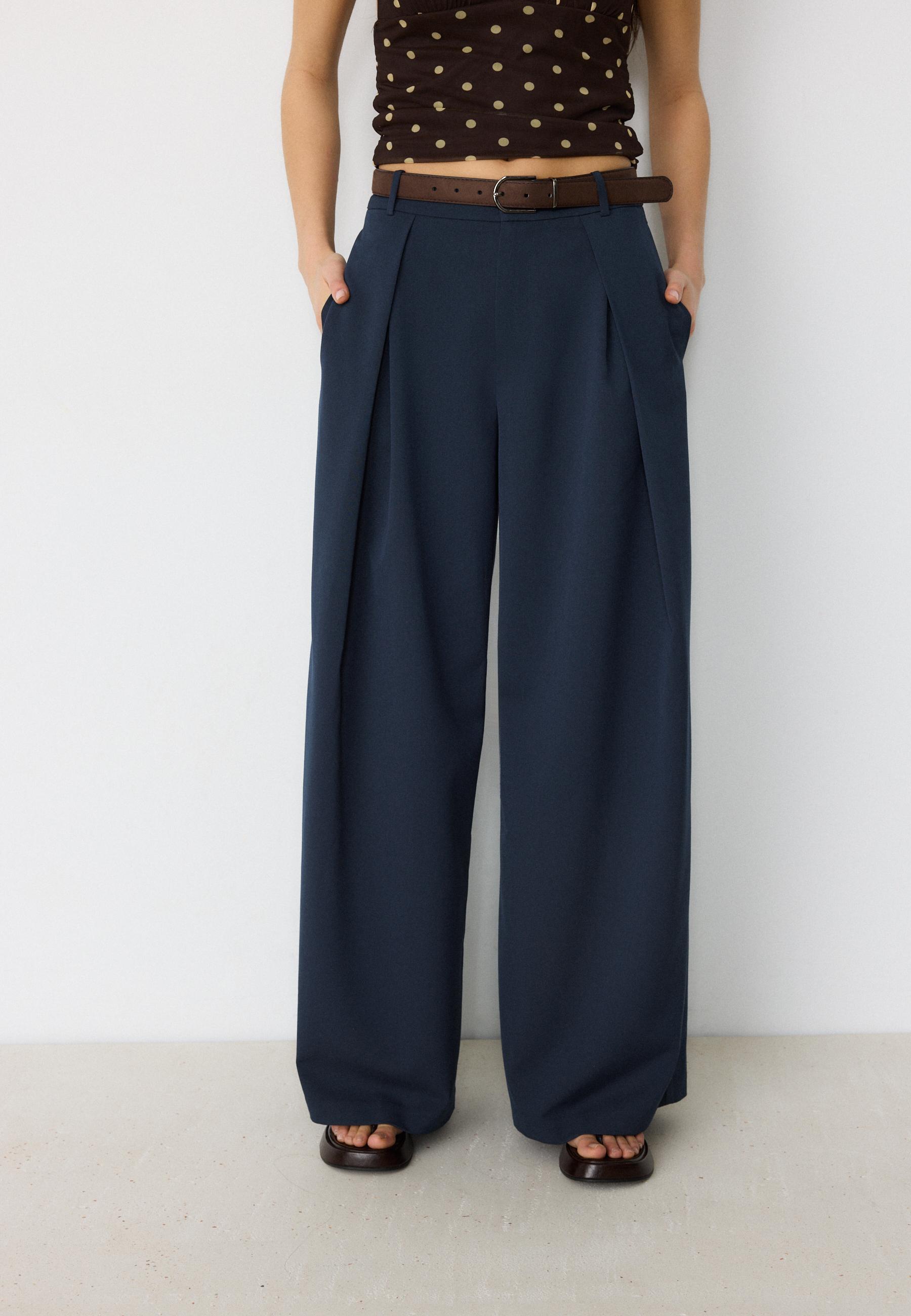 Maxi-dart trousers with belt — Dark blue