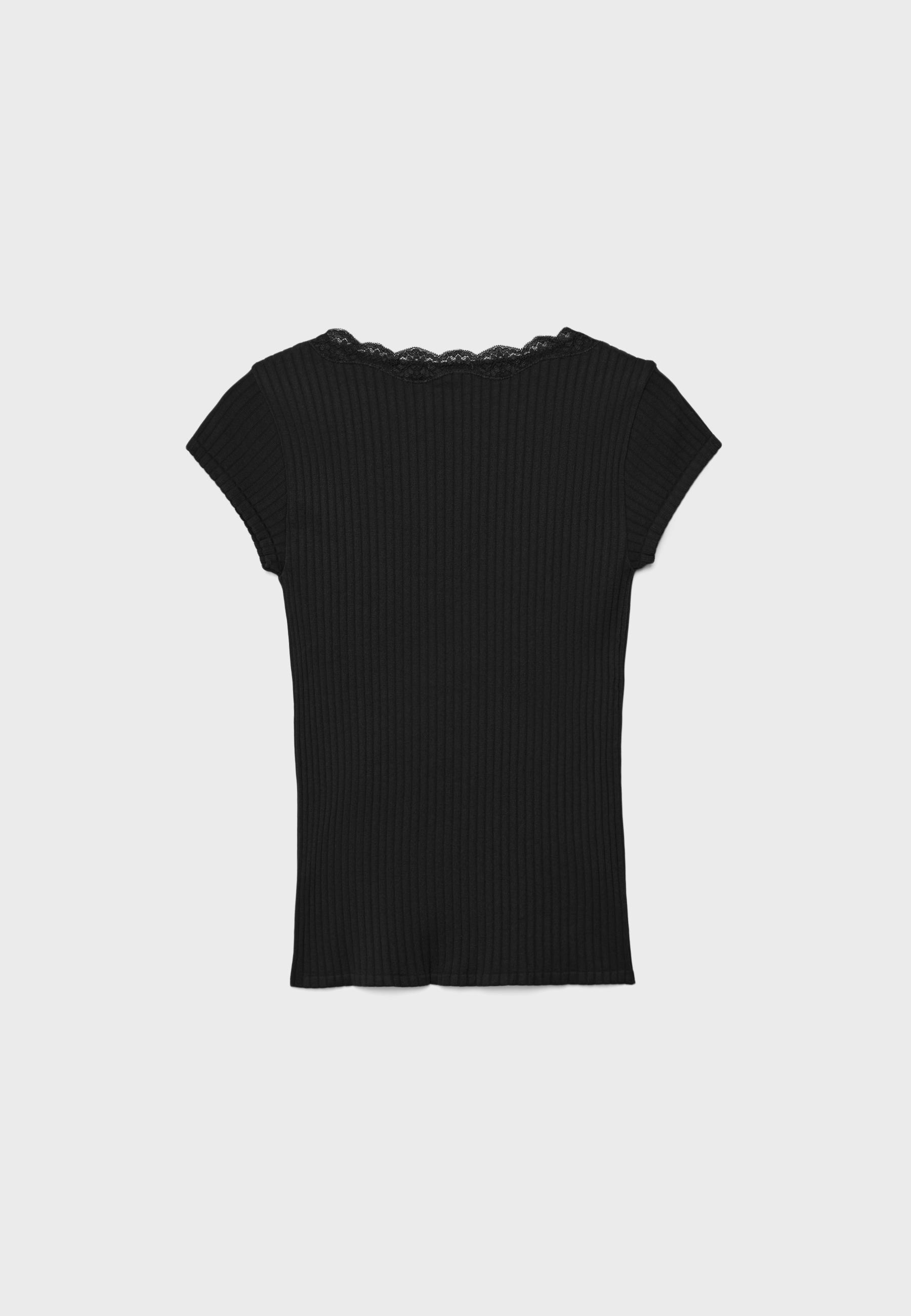 V-neck lace short sleeve T-shirt — Black
