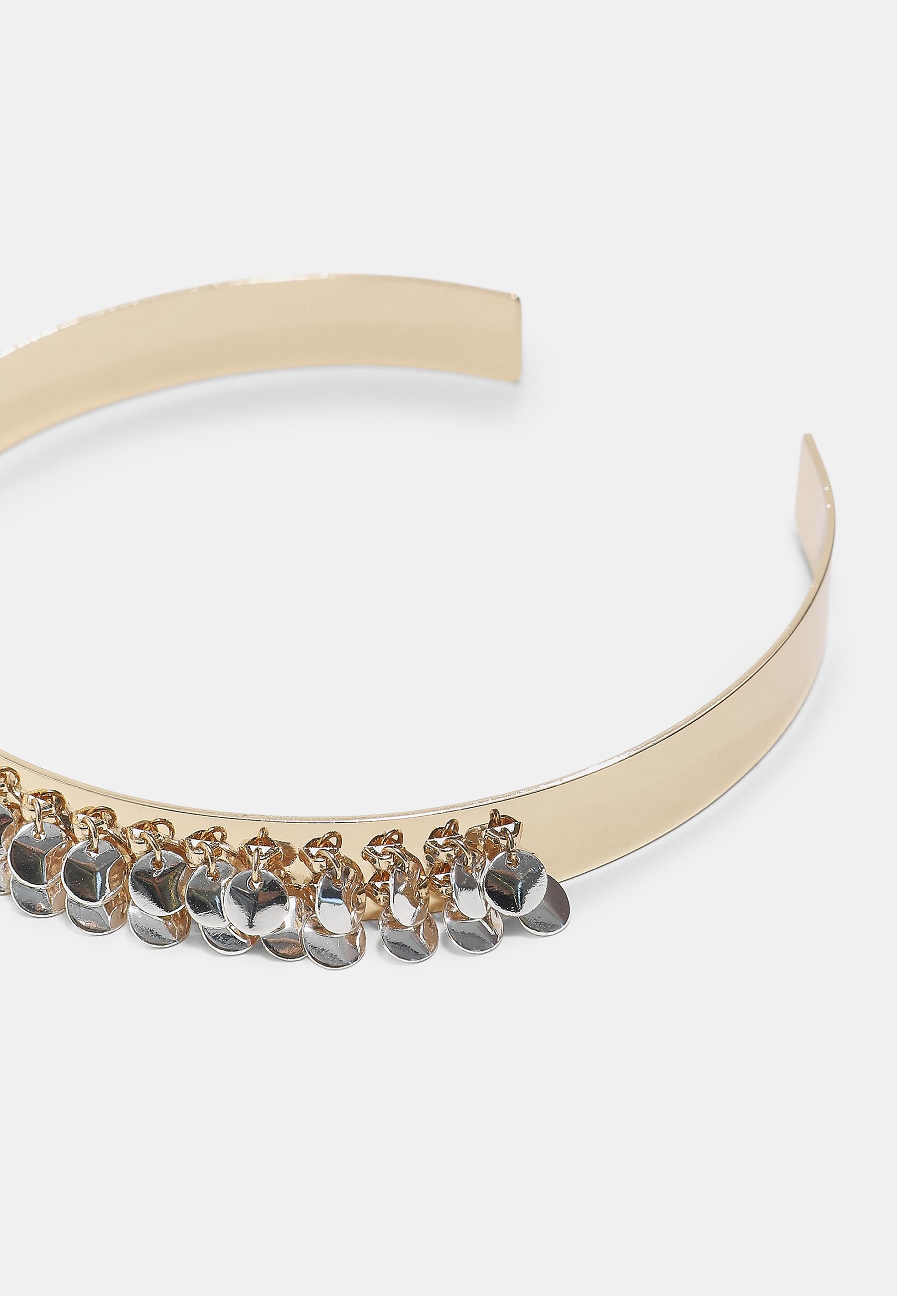 Medallion choker necklace — Gold