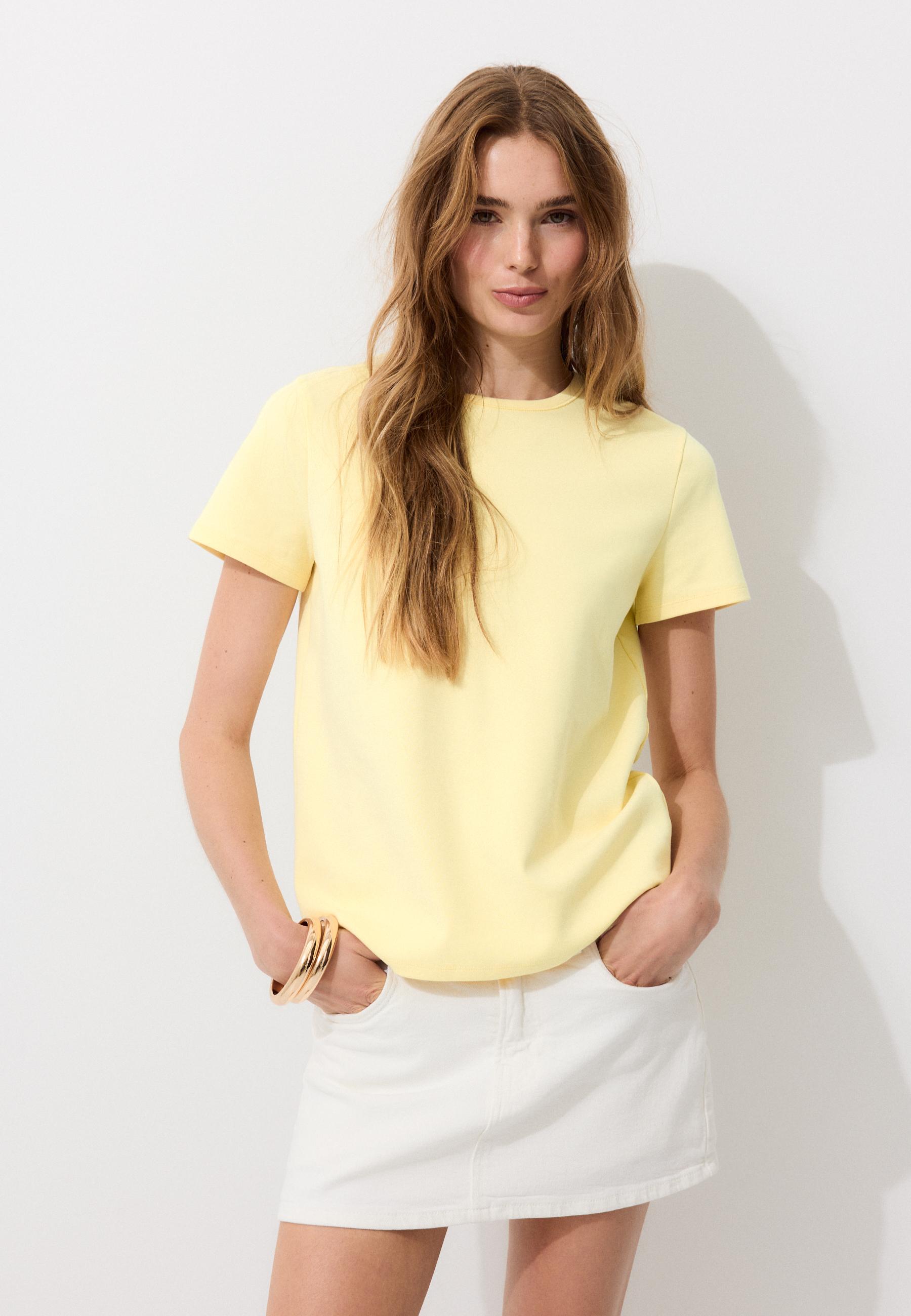 B02 Soft-touch regular basic T-shirt — Pastel yellow