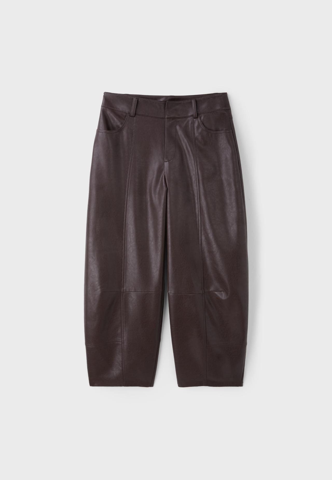 Leather effect barrel trousers — Brown
