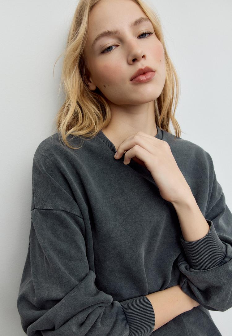 sudadera faldon saten