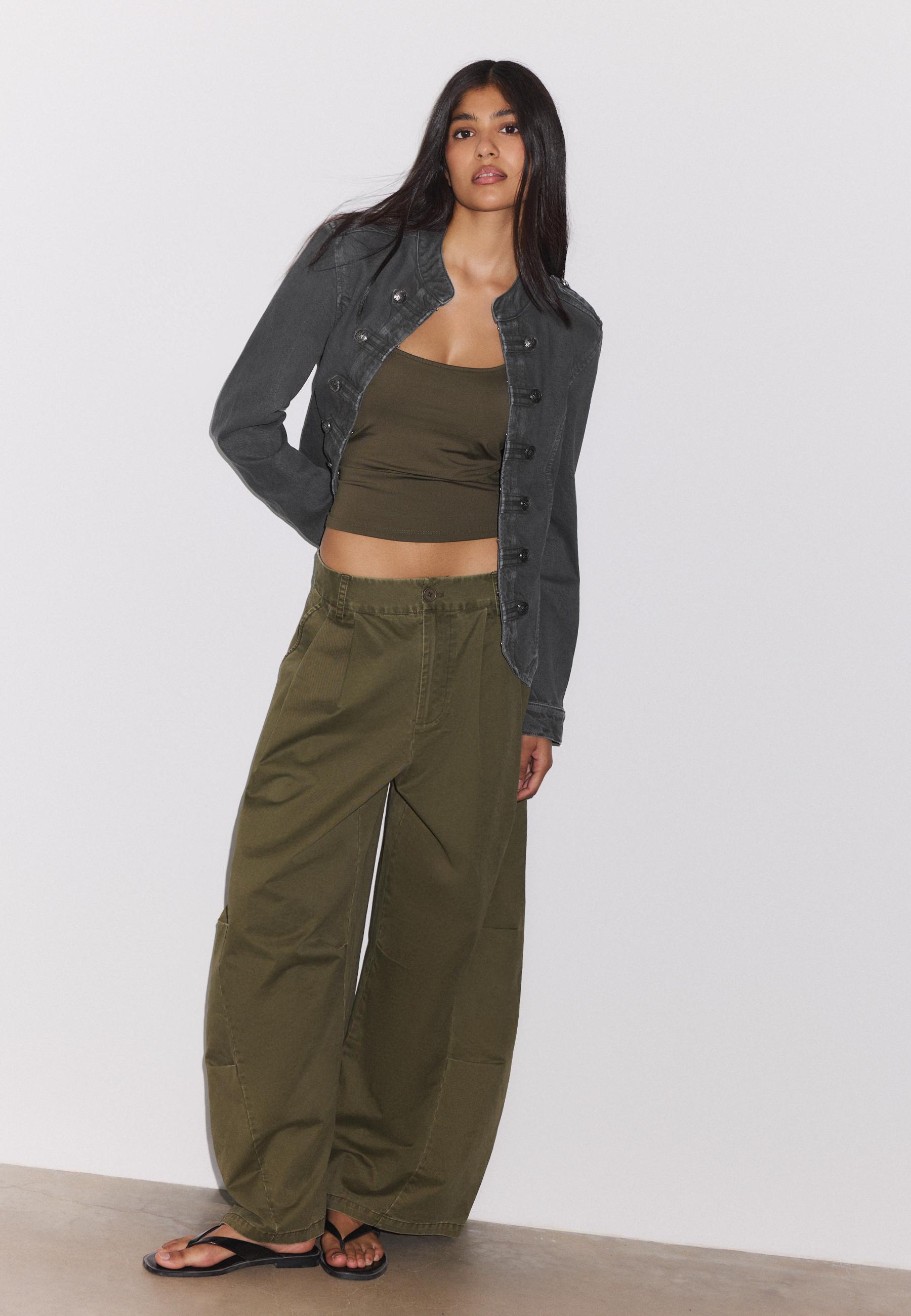 Stradivarius Σακάκι Twill Με Κουμπιά 0-252 L