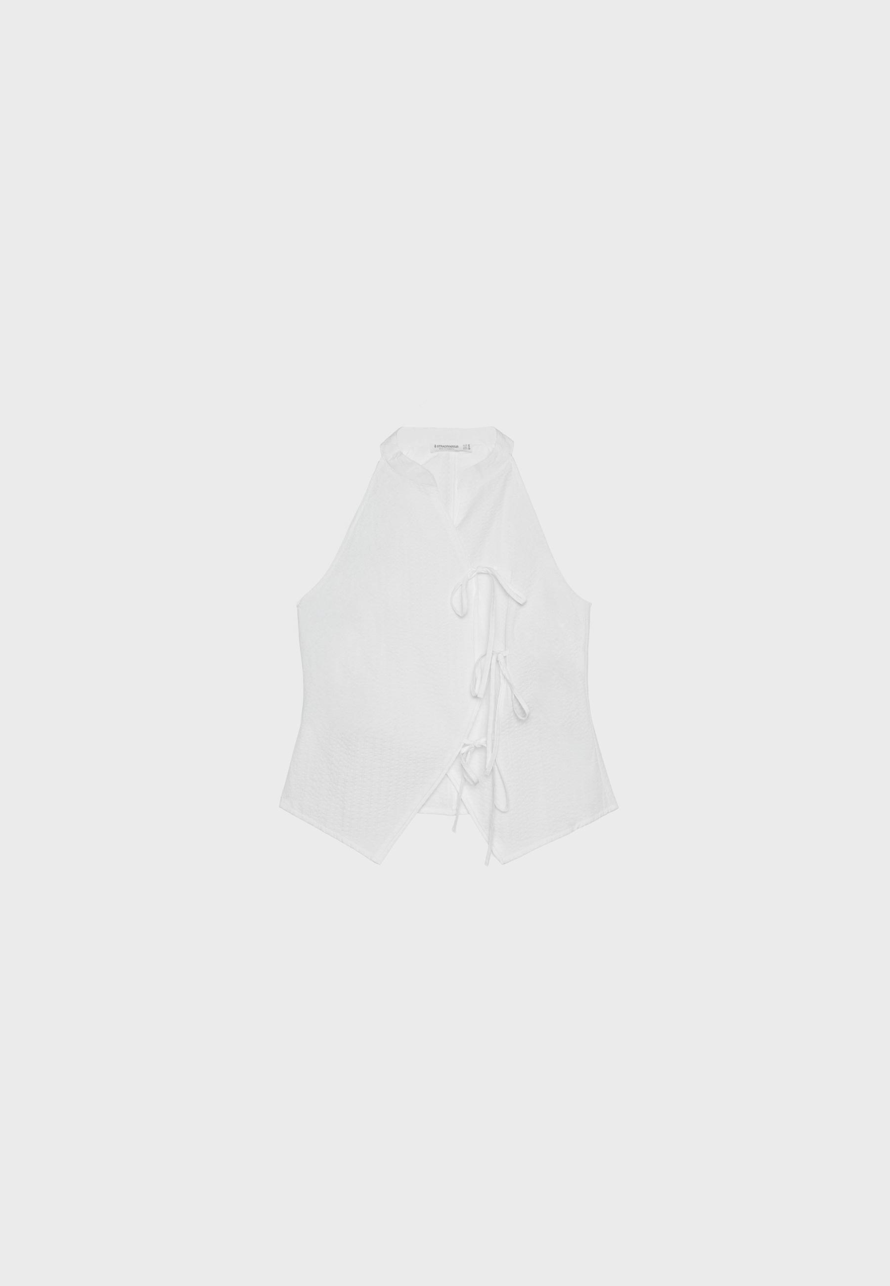 Semi-crinkled halter top with knots — White