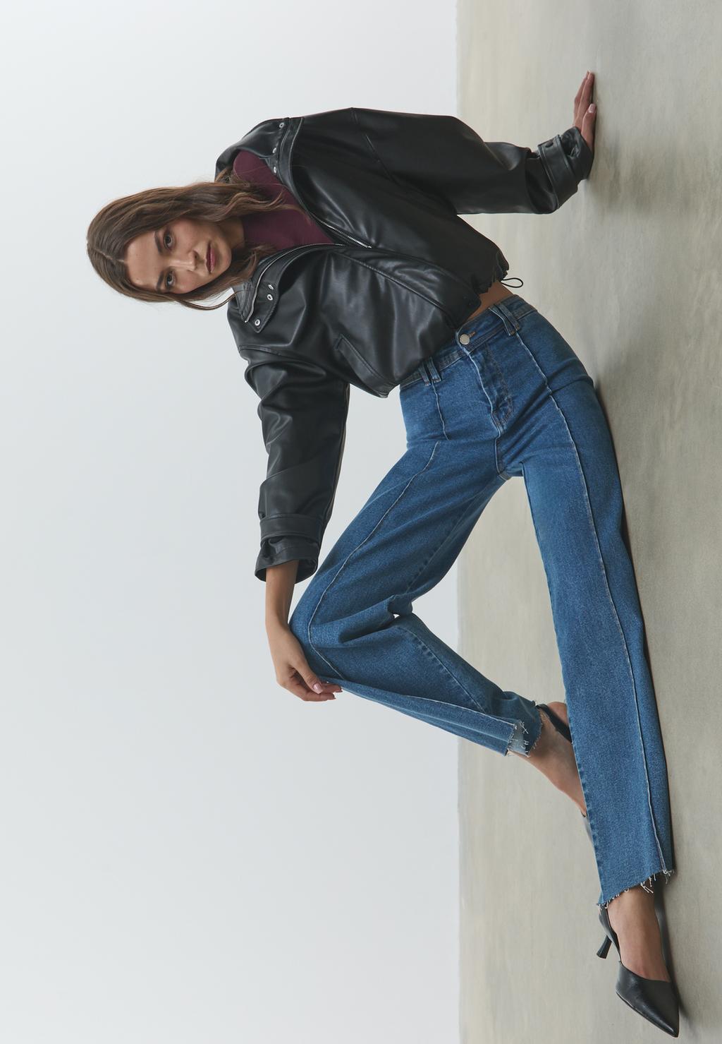 D63 Jeans wide leg costuras